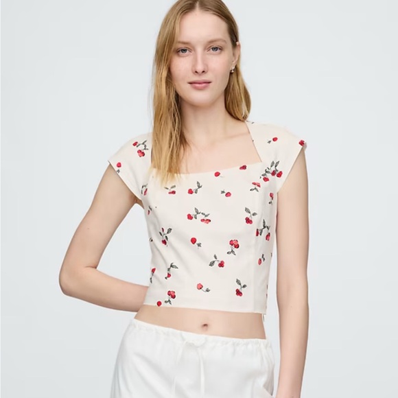 GAP Women's Linen-Blend Cap-Sleeve Crop Top - Cherry Print - Picture 2 of 6